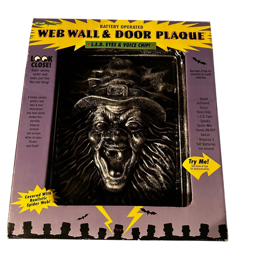 Vintage Ignit Web Wall‎ Door Plaque Halloween Sound Activated LED Eyes Witch